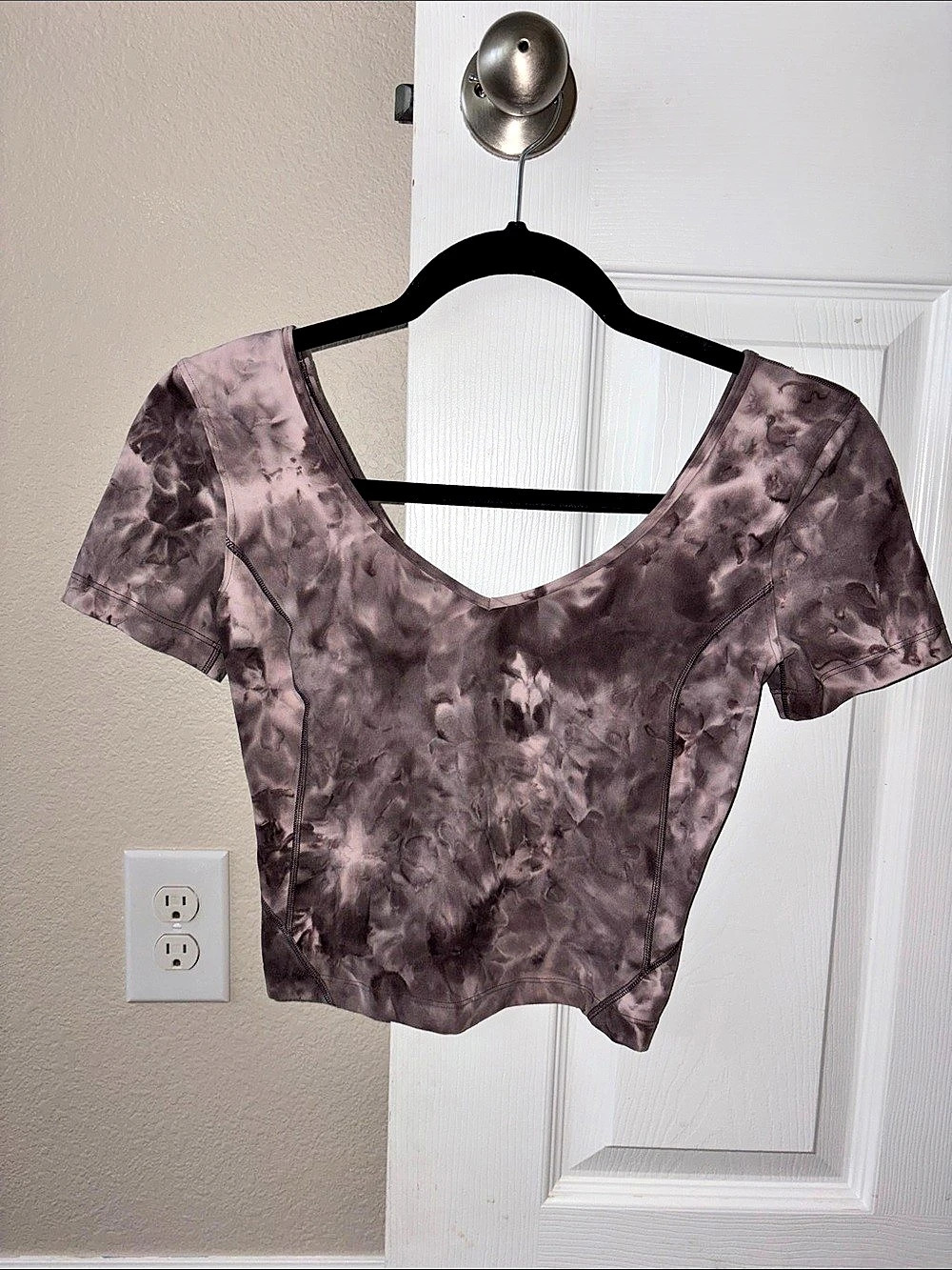 lululemon Tie-Dye Short Sleeve Crop Top in Brown & Pink